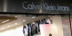 DiscountLooker - Calvin Klein Elante Mall Chandigarh