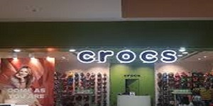 crocs showroom in vr mall